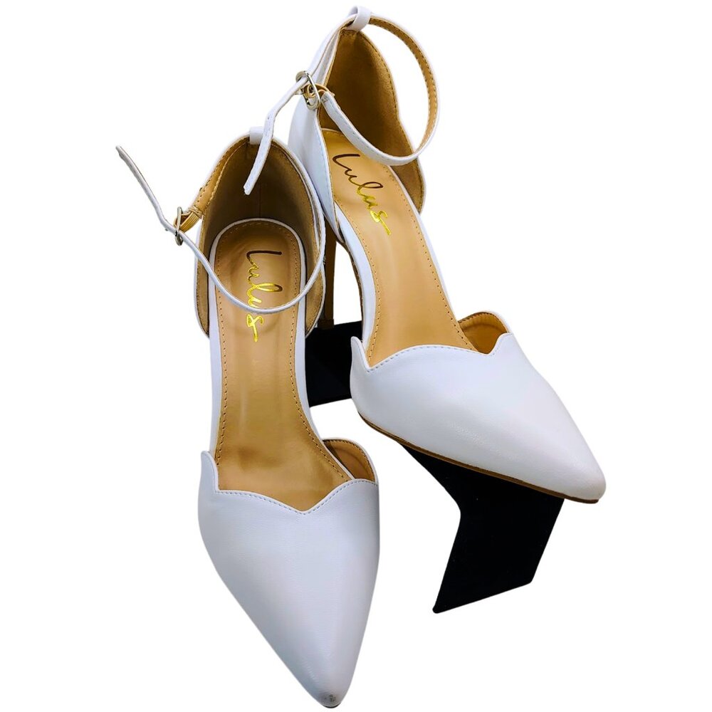 Lulus Kimo White Scalloped Ankle Strap Heels | Size 9 NWT